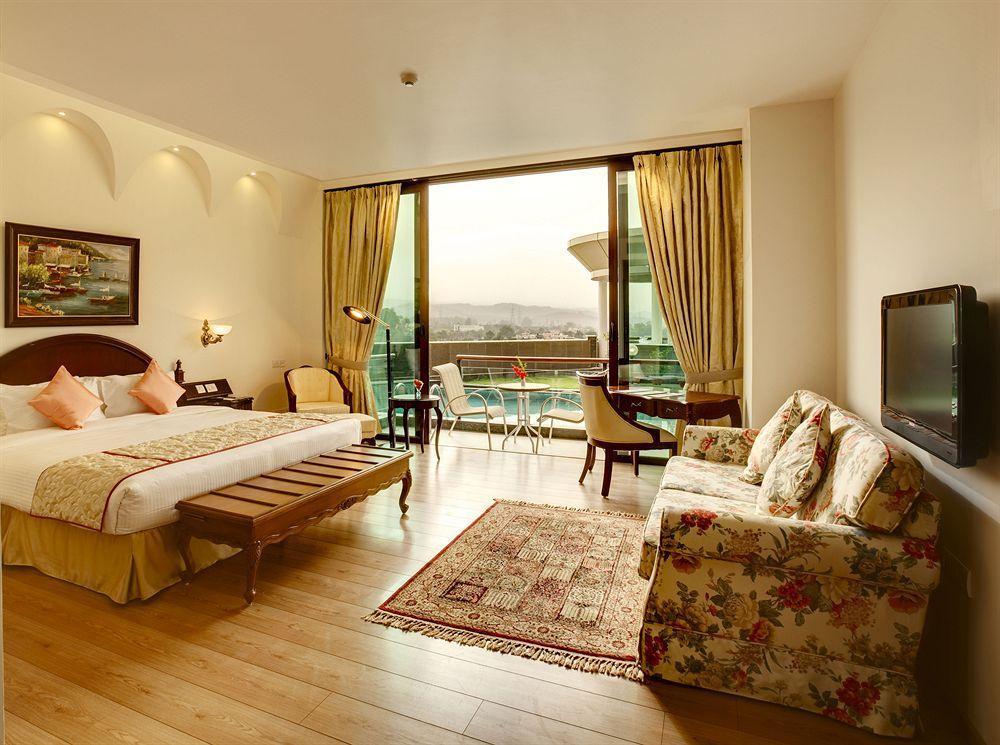 Vilasa Lall Ji Resort Dalhousie Buitenkant foto